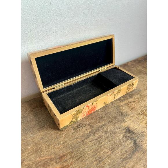Vintage Rectangular Floral Lacquered Jewelry Box | Boho Home Decor - Picture 3 of 7